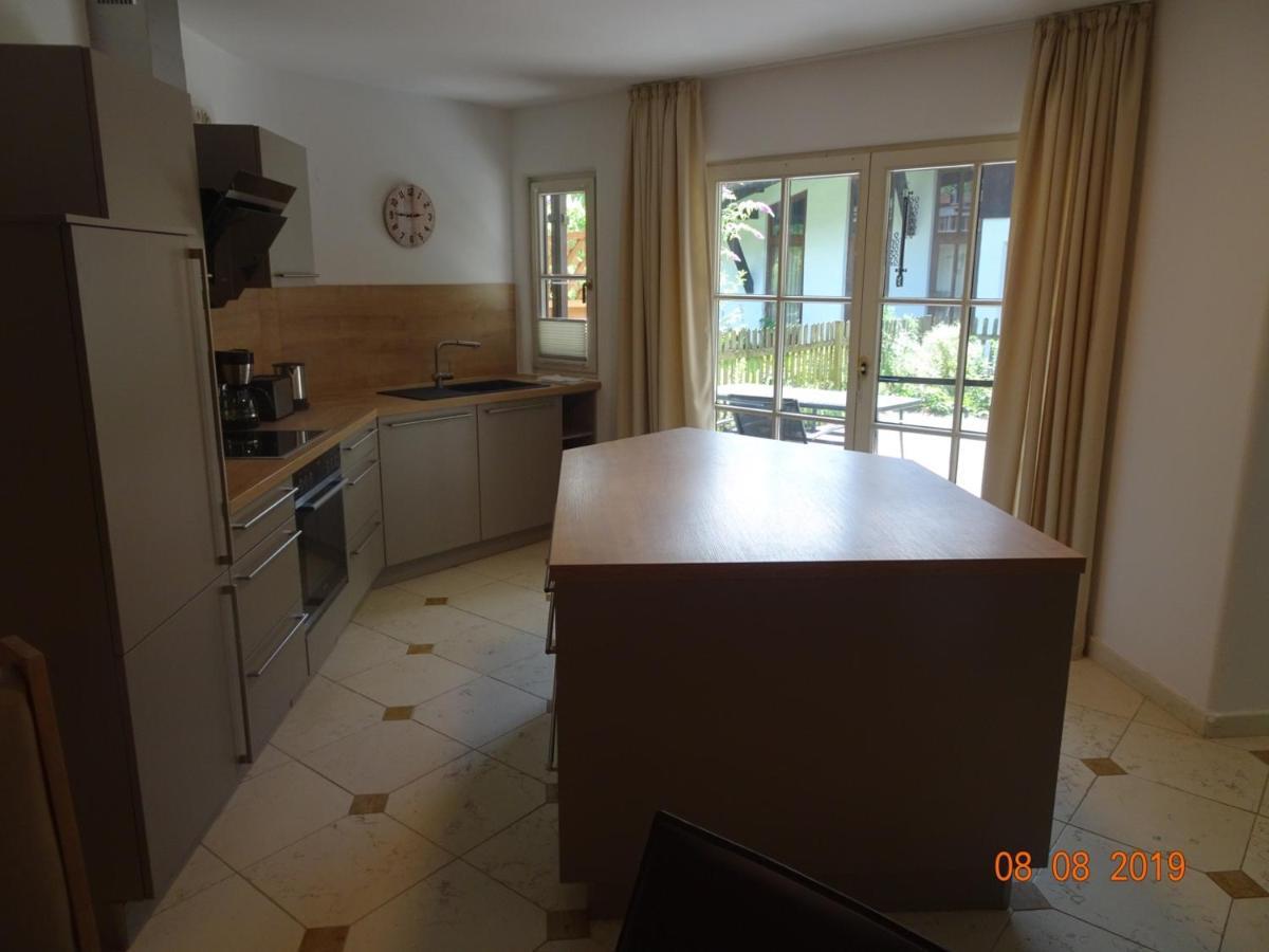 Huge And Calm Apartment In Central Garmisch Екстер'єр фото